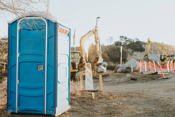 Best Portable restroom trailer rental  in Warren, MN